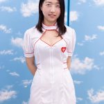 看護師【宮坂】さん 童貞くんを赤面筆おろし…のはずが実は絶倫AV男優 失禁・痙攣お構いなし何度イっても止まらない激ピストンでイカせる！【マジックミラー号25周年記念作品】